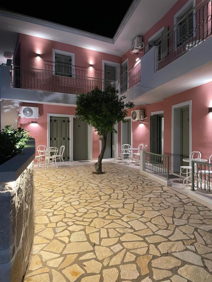 Anax Apartments Parga Exterior photo
