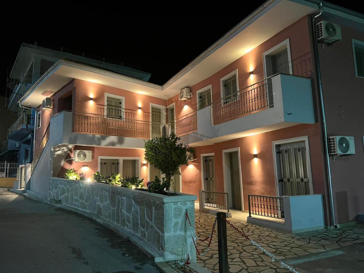 Anax Apartments Parga Exterior photo