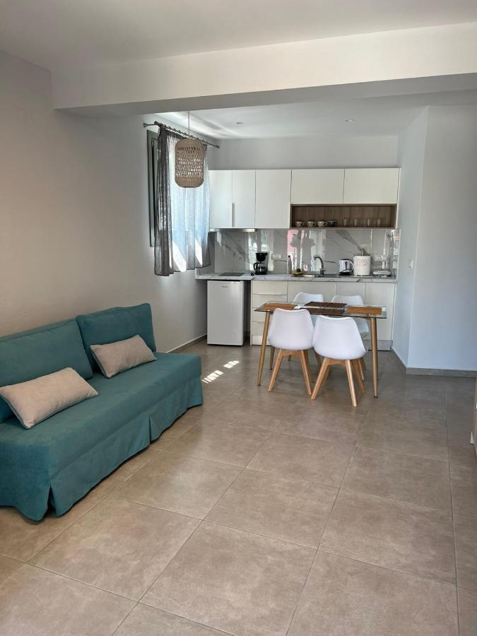 Anax Apartments Parga Exterior photo